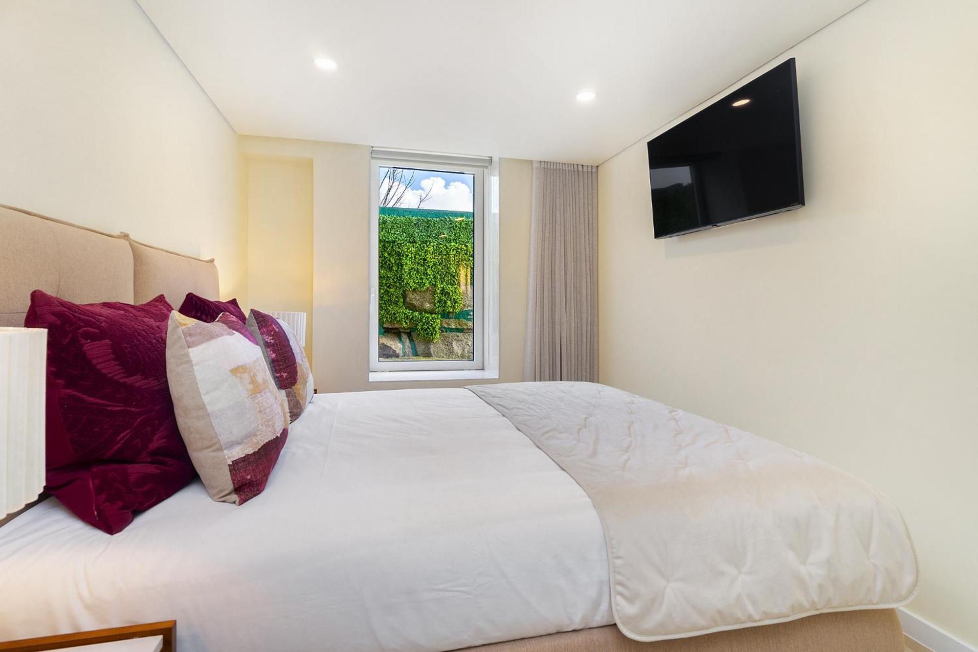 Douro Prestige Urban Retreat With Shared S-Pool & Gym Villa Porto Bagian luar foto
